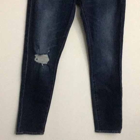 Frame Le Garçon Distressed Boyfriend Jean Watson Wash Size 28 EUC